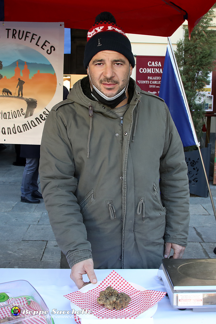 VBS_5671 - 10.ma Fiera Nazionale del Tartufo e Fiera dei Santi.jpg